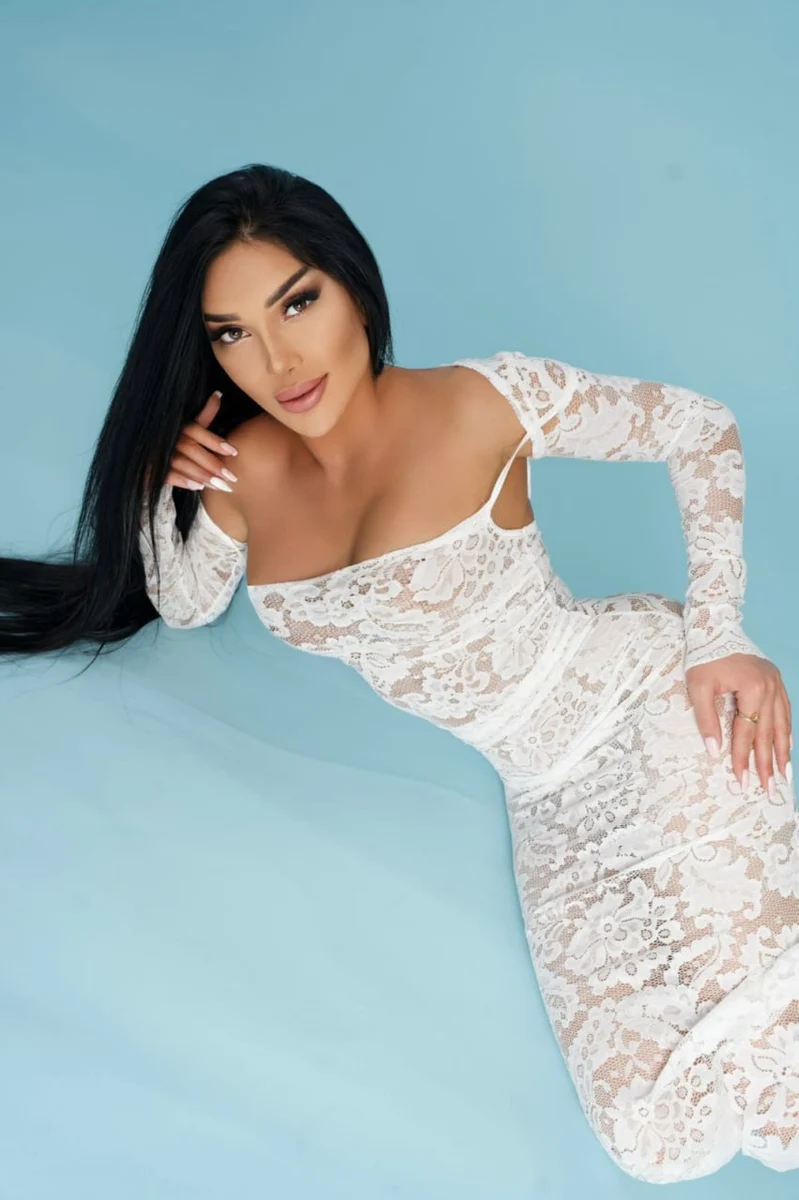 Camila escort in Dubai