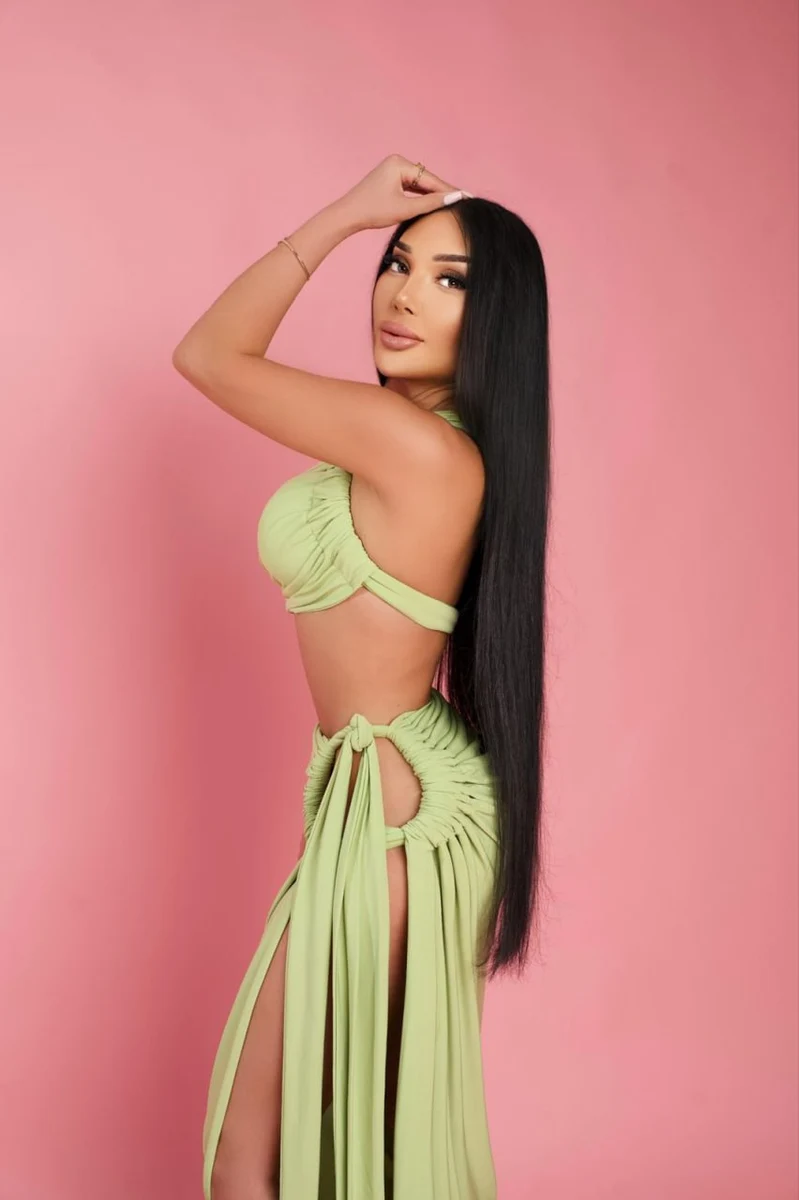 Camila escort in Dubai