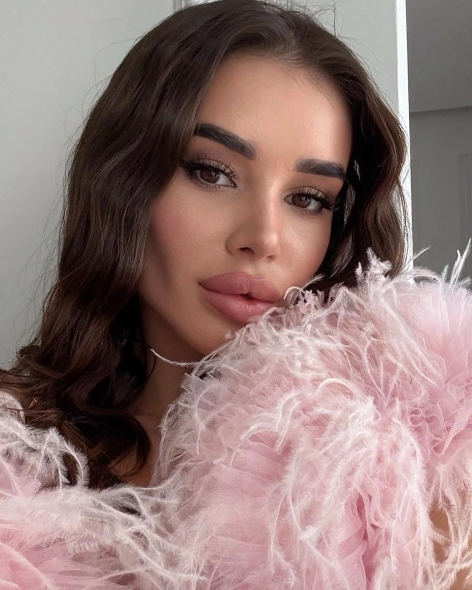 Elen escort in Dubai