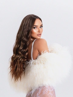 Mina escort in Dubai